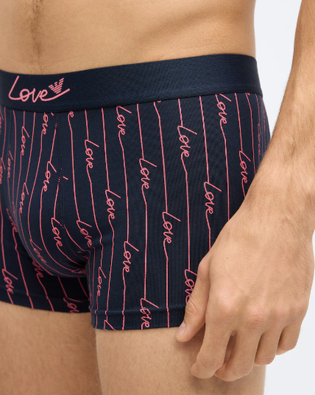 FOTO Pregledali smo ponudu za vas: Dečki, zavedite dragu seksi donjim rubljem za Valentinovo!