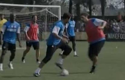 Čak se i golman poigrava s tim Marcom Materazzijem