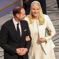 Srebrni pir u ti&scaron;ini: Norve&scaron;ka princeza Mette-Marit oporavlja se od transplantacije plu&cacute;a