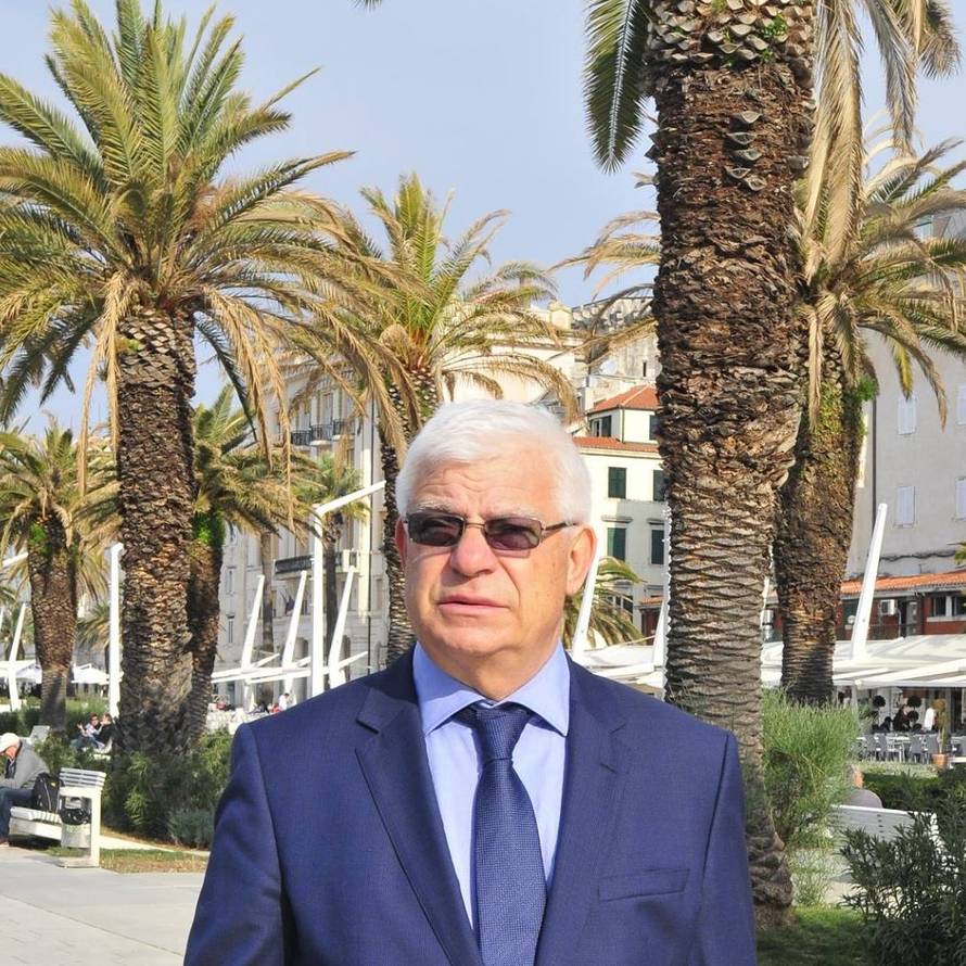 Plastični kirurg analizirao je za 24sata izgled Ivane Knoll: 'Njen dekolte je naglašen, izraženiji'