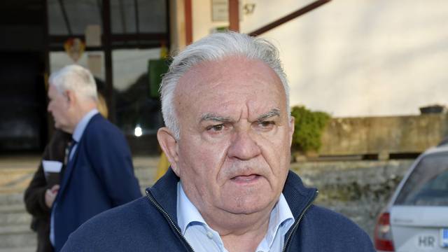 Petrinja: Ministrica Tramišak i Darinko Dumbović održali sastanak o obnovi