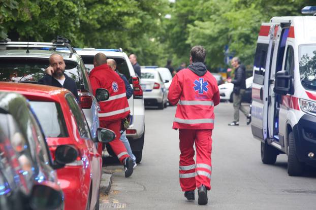 Beograd: Učenik u školi ubio nekoliko učenika i zaštitara