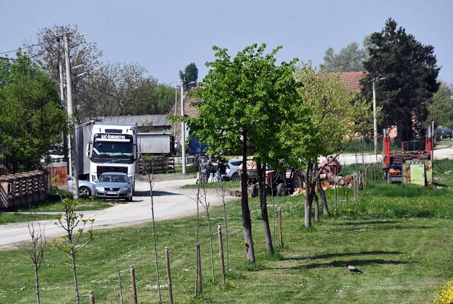 Babina Greda: Teška prometna nesreća u kojoj su nastradale tri žene