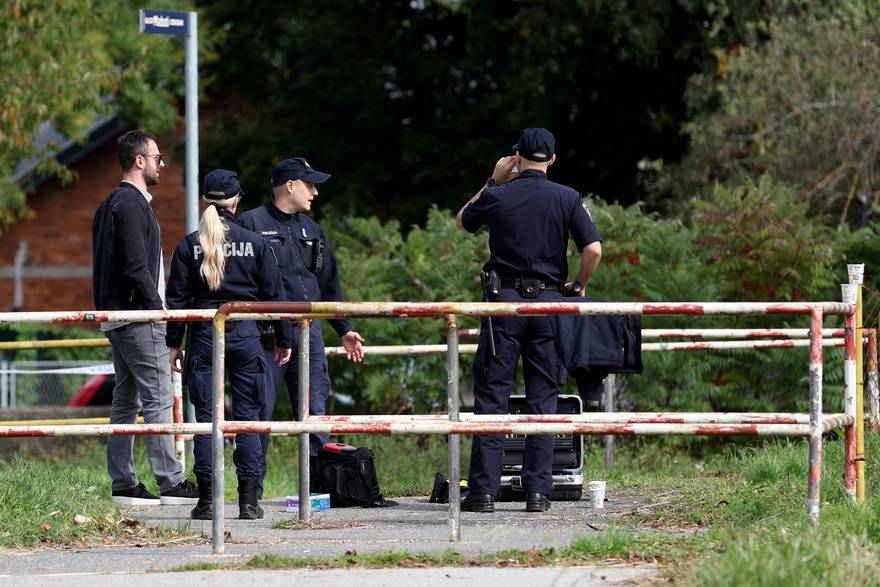 Policijski očevid u Buzinu gdje je vlak usmrtio maloljetnika