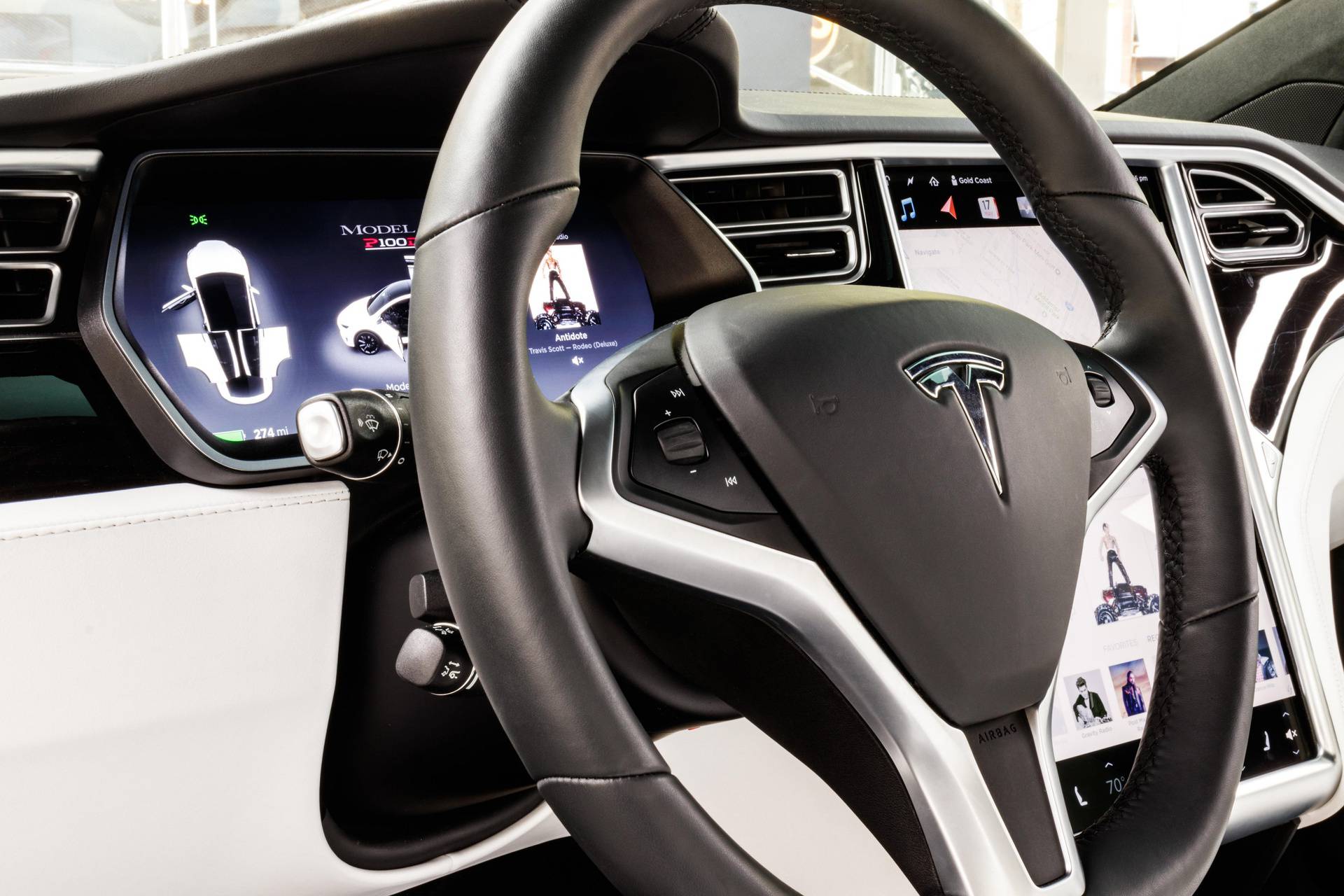 Chicago - Circa May 2018: Showroom Tesla Model X. Tesla designs and manufactures the Model X and S electric sedans VI