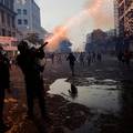 FOTO Policija u Šri Lanki ispalila suzavac na prosvjednike