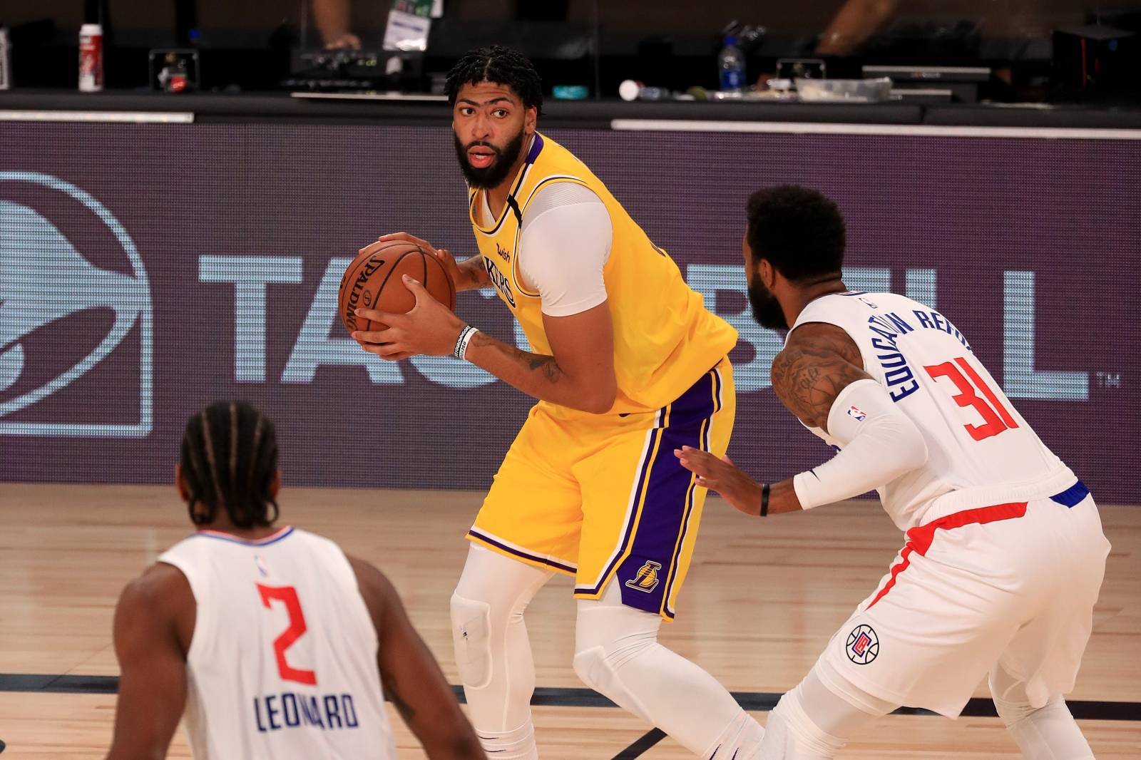 NBA: LA Clippers at Los Angeles Lakers