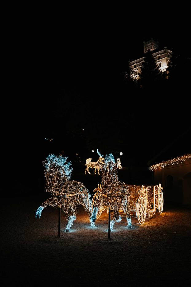 FOTO Kakvi prizori! Dvorac Trakošćan će uskoro sjajiti u čaroliji svjetlosnih instalacija