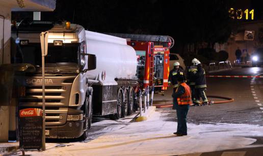 Cisterna odsklizala i udarila u nadstrešnicu, ne zna se zašto