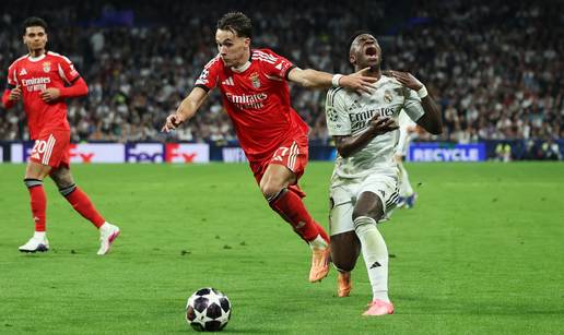 VIDEO Bosanski bek Benfice bio u duelu s Viniciusom. Brazilca ismijavaju zbog ove reakcije...