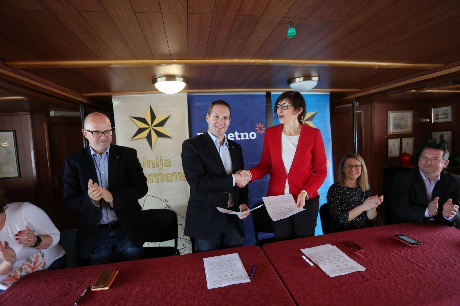 Rijeka: Potpisan Sporazum o izbornoj koaliciji Pametno i Unije Kvarnera za  EU izbore