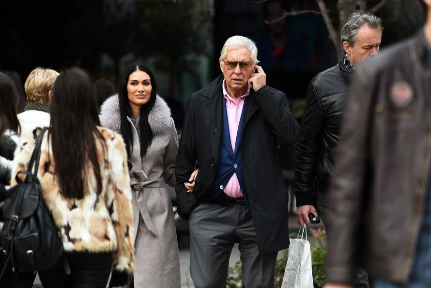 Više ne prati Dikana: 'Miljenica Šešelja' vratila se u Beograd