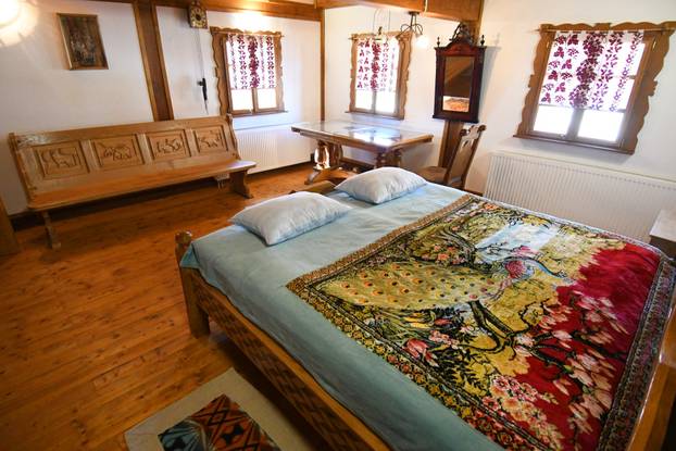 Podravske Sesvete: Umjetnička etno kuća Luka