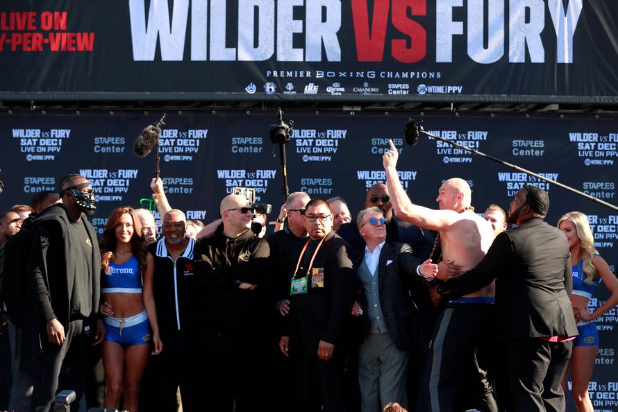 Deontay Wilder & Tyson Fury Weigh-In