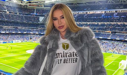 FOTO Kad ve&cacute; ne ide na terenu, ide van njega: Vinicius u&zcaron;iva u Dubaiju uz zanosnu plavu&scaron;u