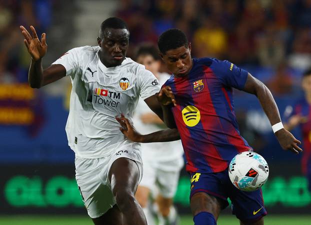LaLiga - FC Barcelona v Valencia