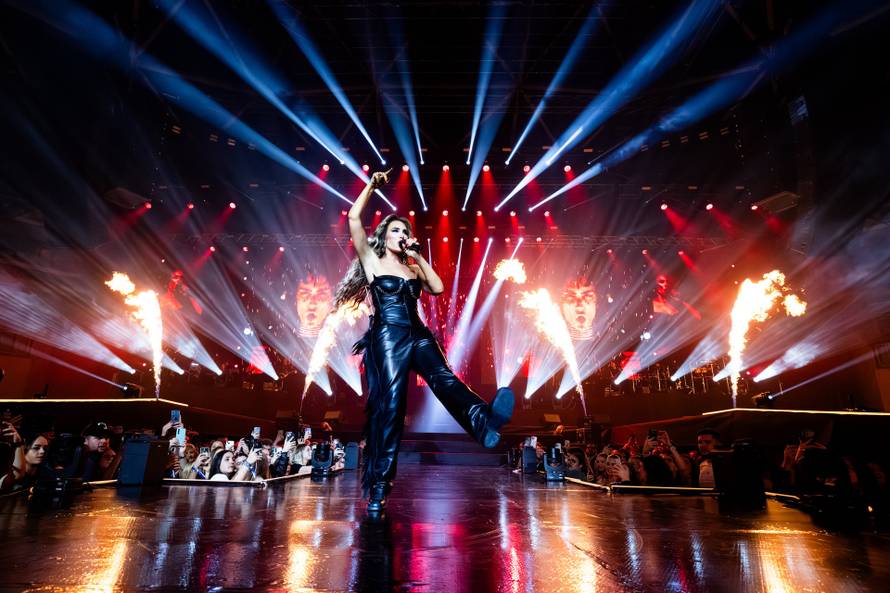 Senidah dolazi u Arenu Zagreb