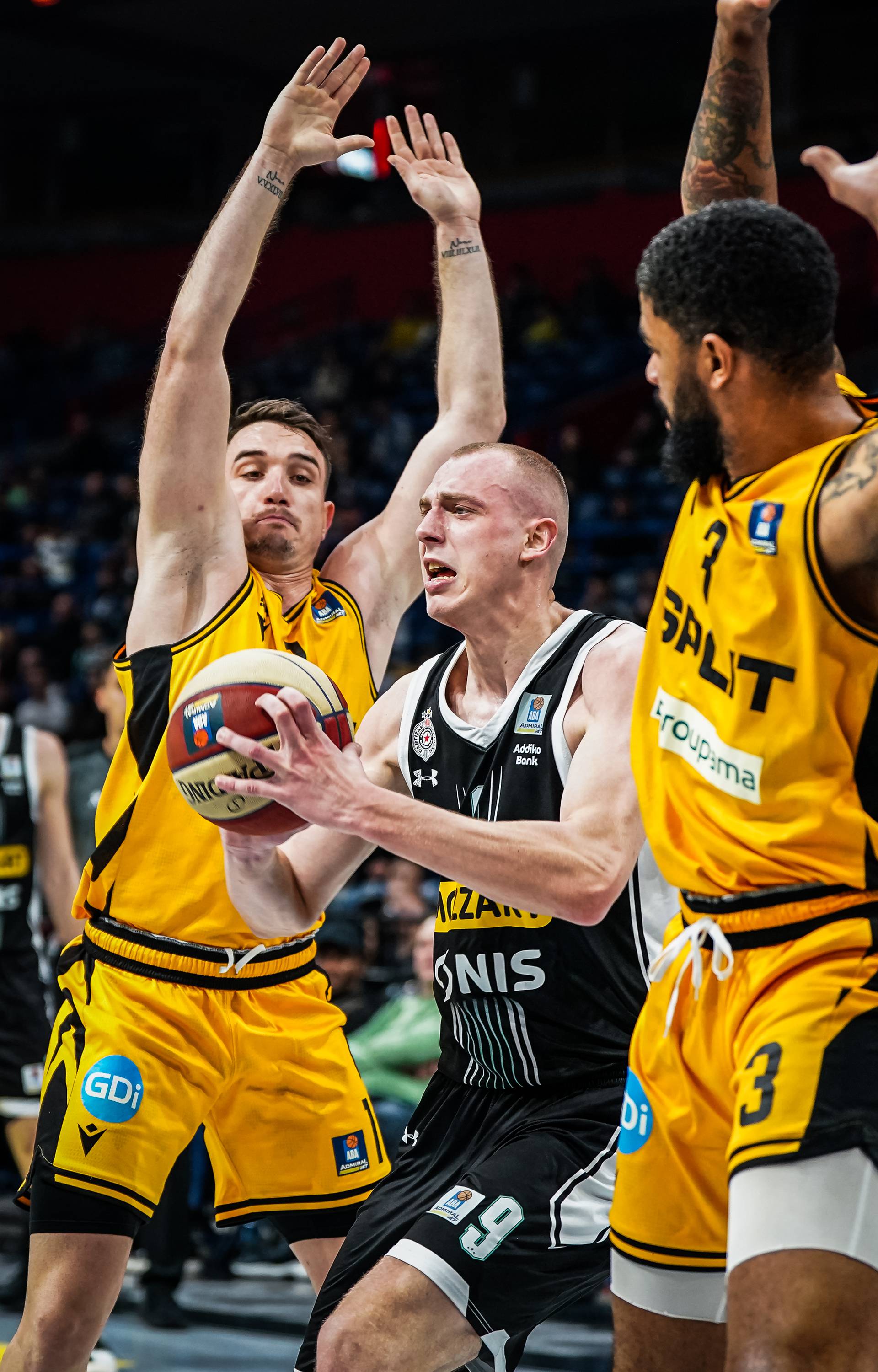 Čudo u Beogradu! Split prvi put nakon 27 godina srušio Partizan