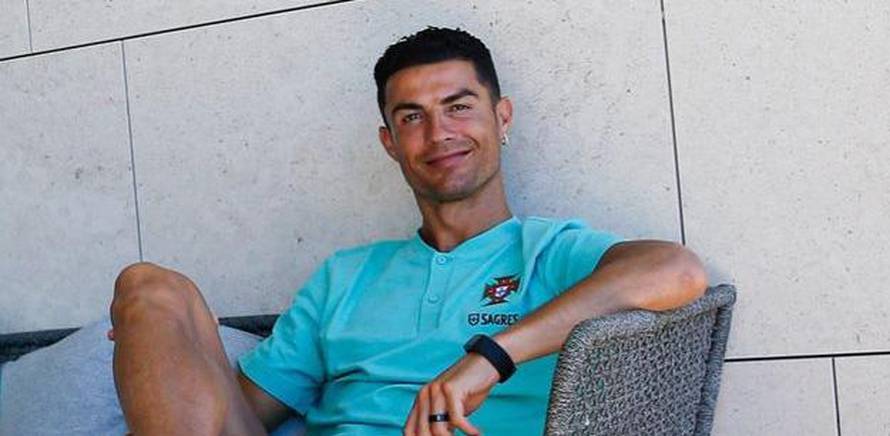 Cristiano Ronaldo opet je zbunio fanove s nalakiranim noktima