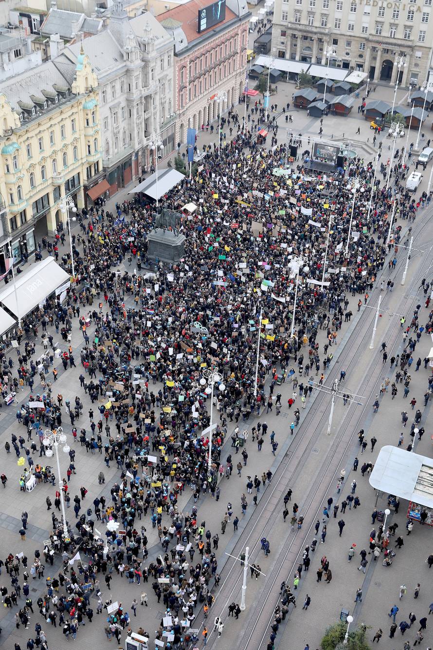'Vi ste, premijeru, odgovorni za štrajk. Nema tu teorija zavjere'