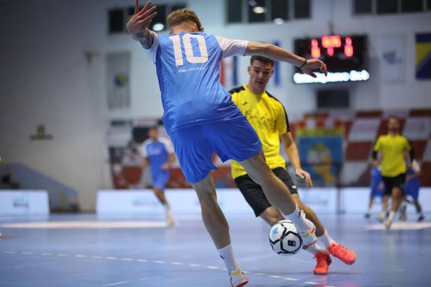 Ljubuški: Zoran Mamić zaigrao na humanitarnom malonogometnom turniru 4 kafića