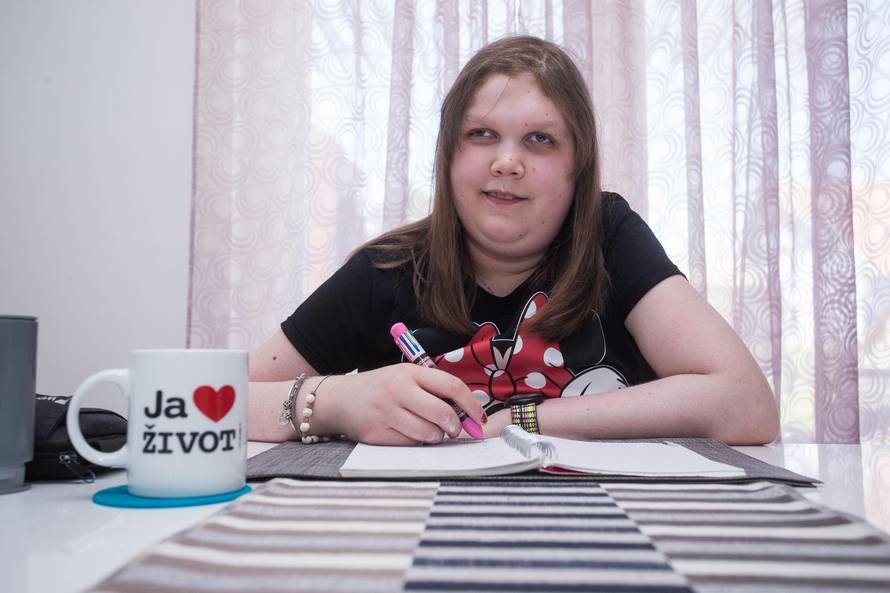 Ena Šarac: Dobro sam, godinu dana već nisam po bolnicama