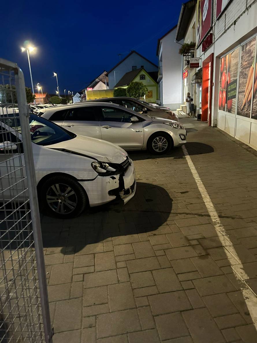 VIDEO Vozač se zabio u dućan u Pleternici: 'Sve se rasulo'