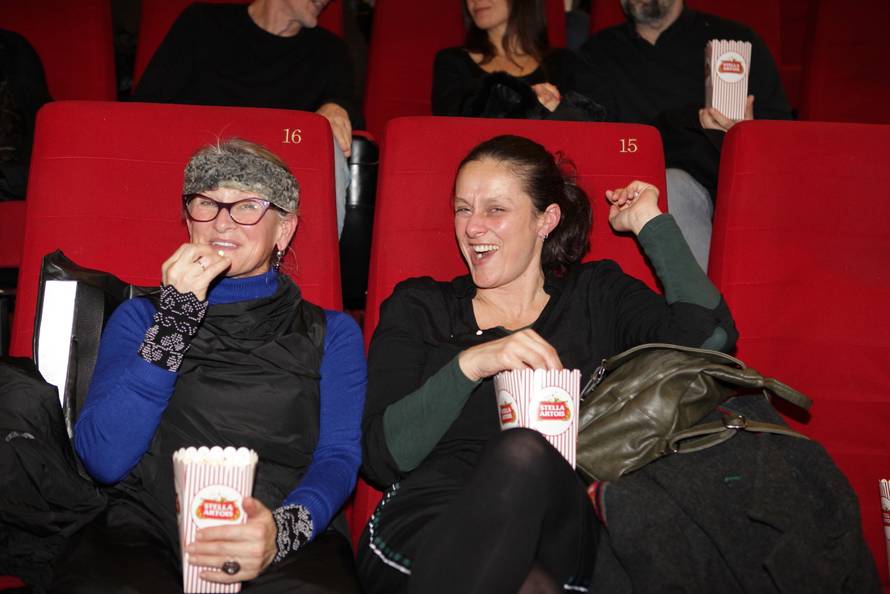 Poznati pohrlili pogledati novu komediju Woodyja Allena!