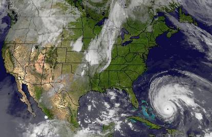 Jaka tropska oluja pogodit će Teksas, najavili poplave