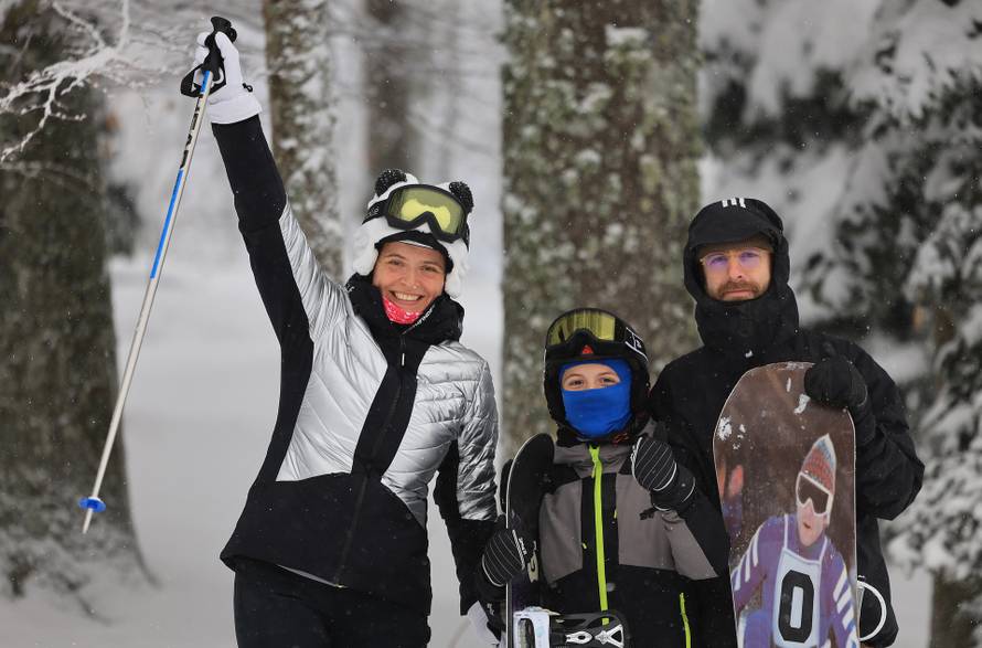 Zagreb: Započela skijaška sezona na Sljemenu 