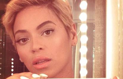 Odrezala kovrče: Sviđa li vam se Beyonce s kratkom kosom?