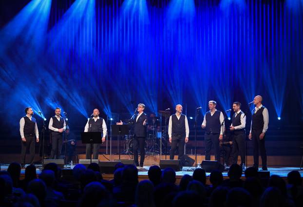 Zagreb: Klapa Rišpet održala je koncert u Lisinskom 