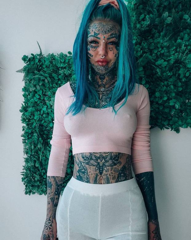 FOTO Istetovirala je 98% tijela i spiskala 200.000 €. Objavila je kako je izgledala: 'Bila si miss!'