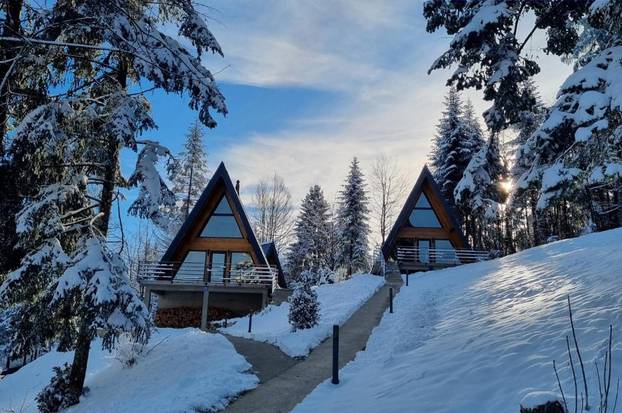 FOTO Gorska bajka u Hrvatskoj: Možete li zamisliti bolje mjesto za zimski bijeg od ljudi i stresa?