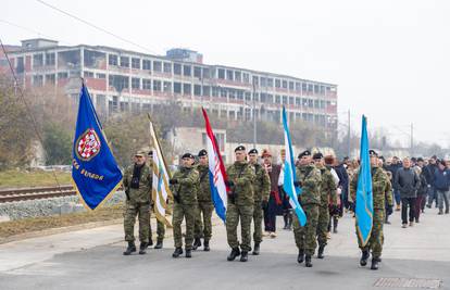 Dio branitelja predao se tek 20. studenog: 'Mnogi su nestali dok su nas vodili borovskom cestom'