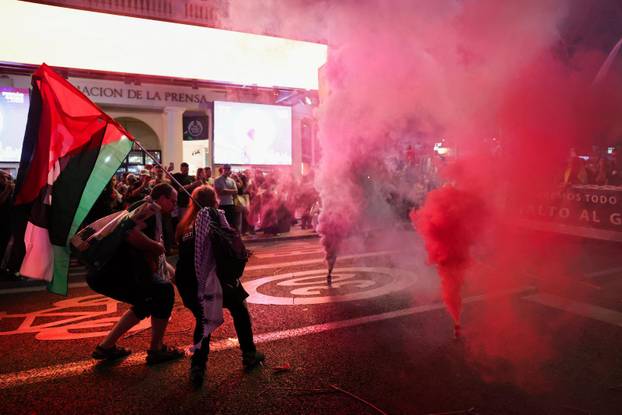 Spanish unions call a general strike in solidarity with Palestinians in Gaza, in Madrid