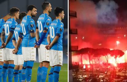 Napoli za Maradonu: Svi igrači obukli desetke, milijunski grad zagrmio zaglušujućim aplauzom
