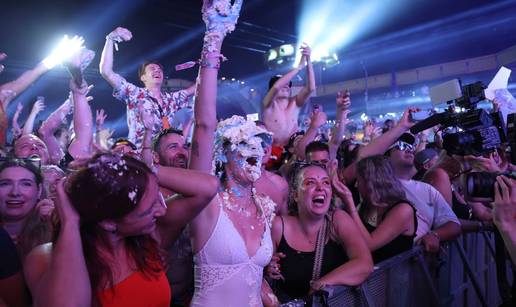 Bacanje torti u publiku i himne plesnih podija: Zagrebačka će publika uz njih pozdraviti ljeto