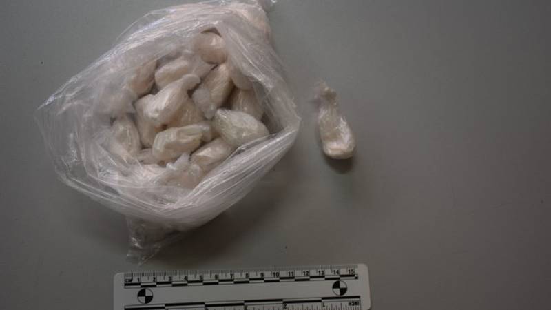 ŠVERCALI KOKAIN Kod navodnog šefa zločinačke našli 6 pištolja, 2 puške i 281 metak