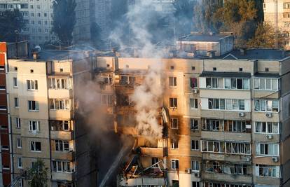 Rusi dronovima napali Kijev, u žestokom udaru ima i poginulih. Poljaci i saveznici digli avione