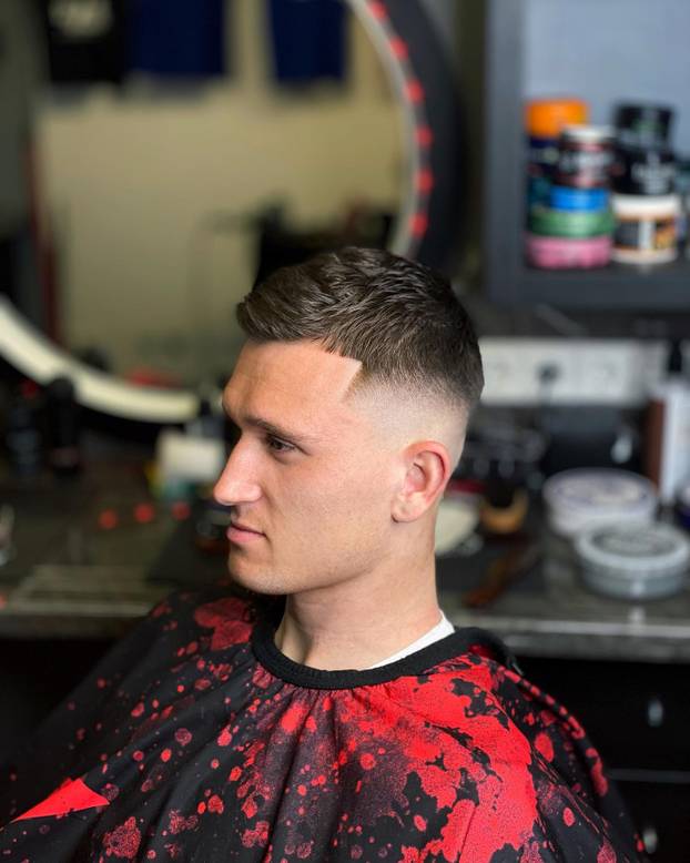 FOTO Tko je brijač 'vatrenih'? Uspio je nagovoriti Modrića na promjenu: 'Perišić? Boljelo me'