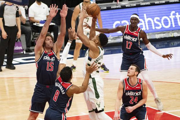 NBA: Milwaukee Bucks at Washington Wizards