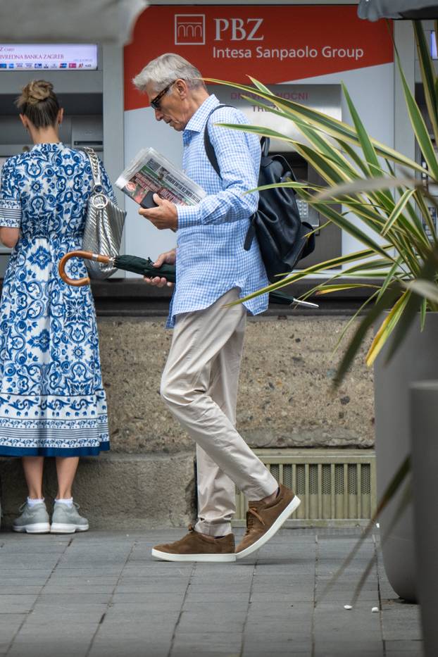 Zagreb: Tomislav Horvatinčić  nakon kave prošetao po špici 