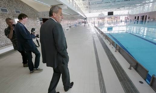 FOTO Bandi&cacute; je prije 10 godina otvorio bazene na Sveticama: Oni danas ne rade zbog kvara...
