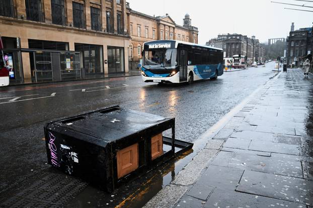 Storm Eowyn hits, in Edinburgh