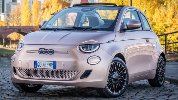 Cijene goriva divljaju, prazne se pumpe: Ovo je 10 najjeftinijih električnih auta u Hrvatskoj!