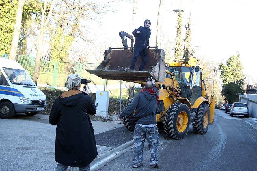 Gobac kao Bandić na Bageru: 'Jabuku ću srušiti pjesmom'