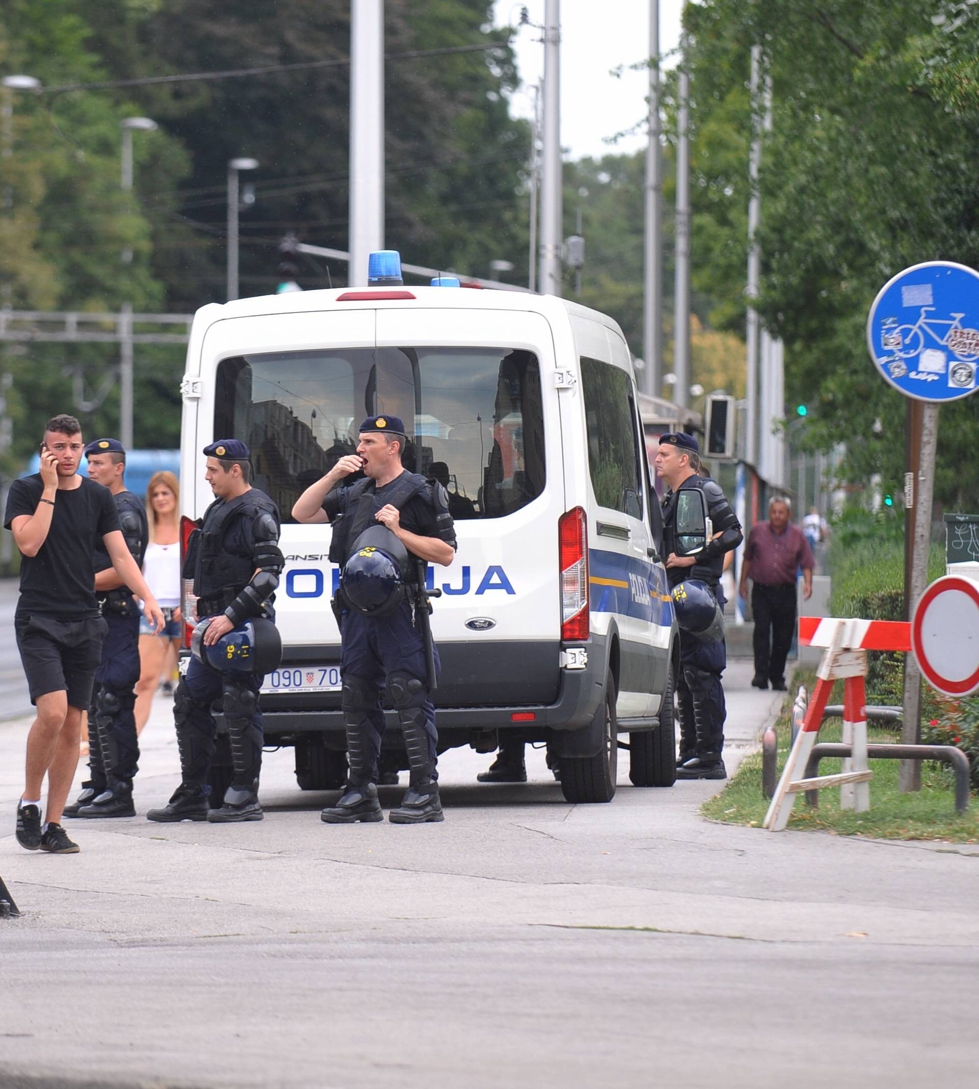 Dugo nismo ovo vidjeli: Redovi za karte i tisuće na Maksimiru