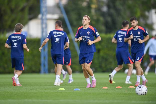 Zagreb: Trening nogometaša hrvatske nogometne reprezetacije