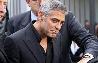 G. Clooney: Kad mi propadne film, poželim se negdje sakriti